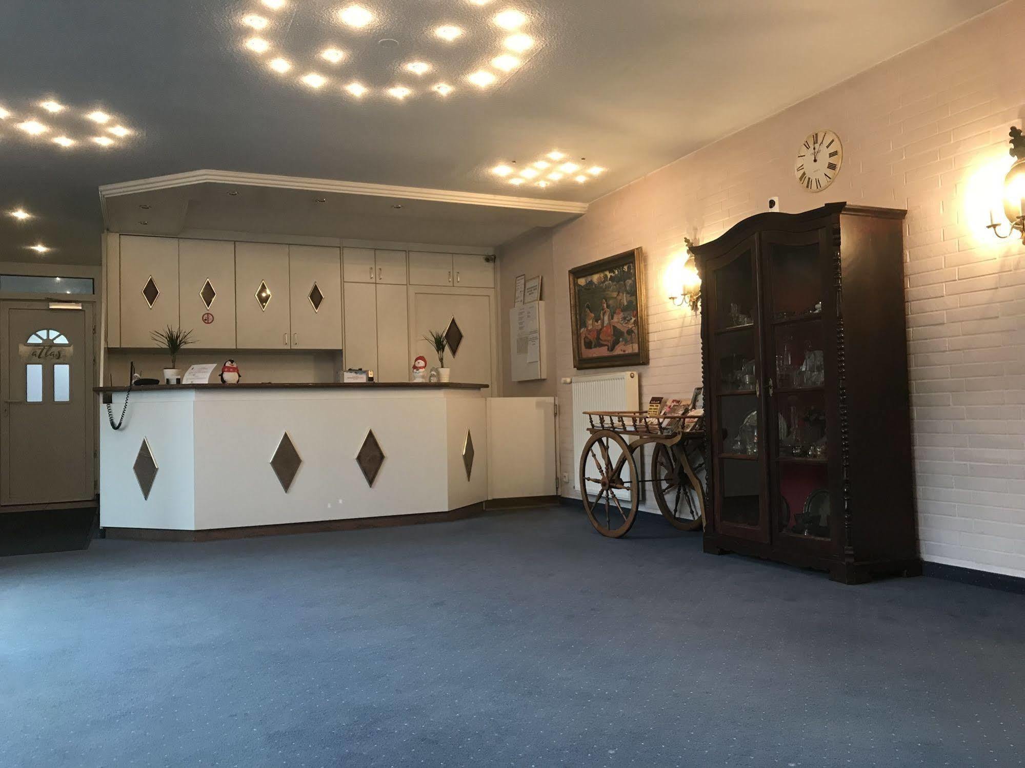 Smarthotel Flamingo Self Check-In Гисен Экстерьер фото